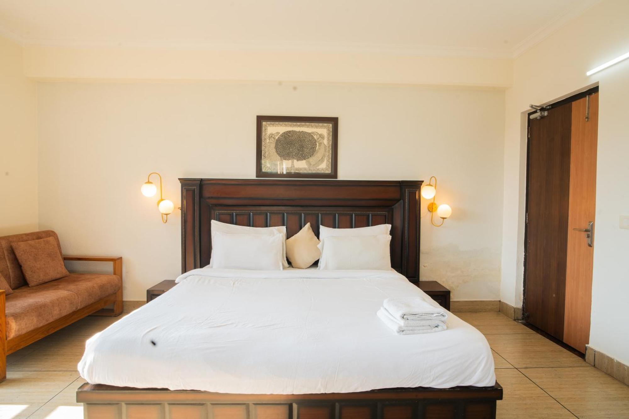 Luxury Aloha Apartments, Rishīkesh Eksteriør bilde
