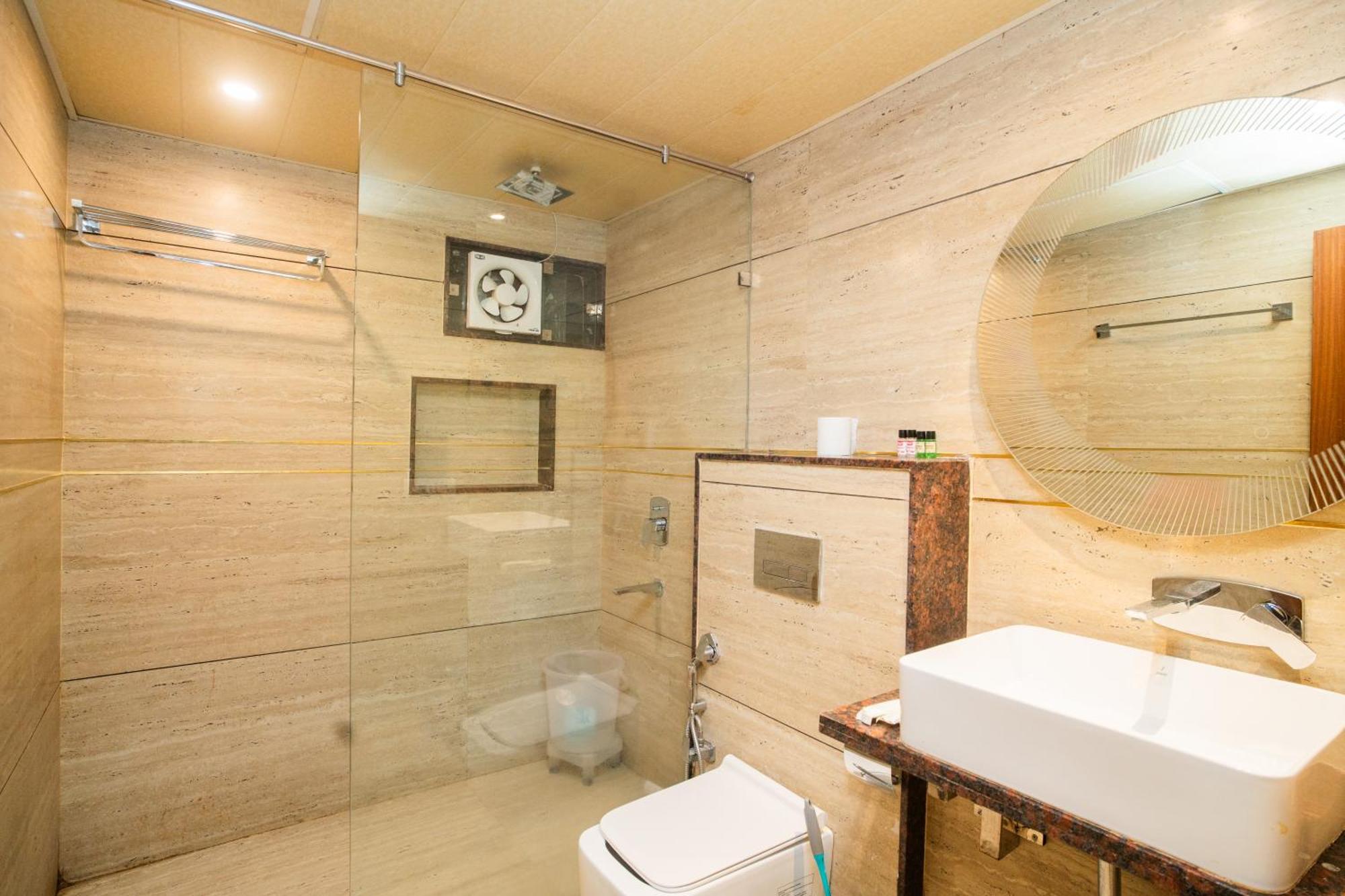Luxury Aloha Apartments, Rishīkesh Eksteriør bilde